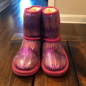 Girls Ugg boots size 1 in very good condition